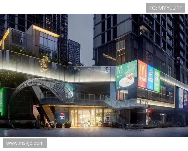 18.84万_平，高出指导价5.6万元，深圳老网红豪宅又拍出新纪录